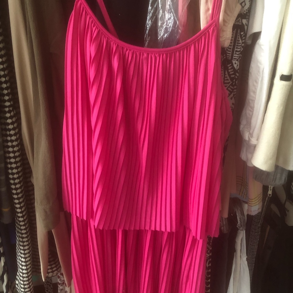 New With Tags Zara pleated Pink summer dress